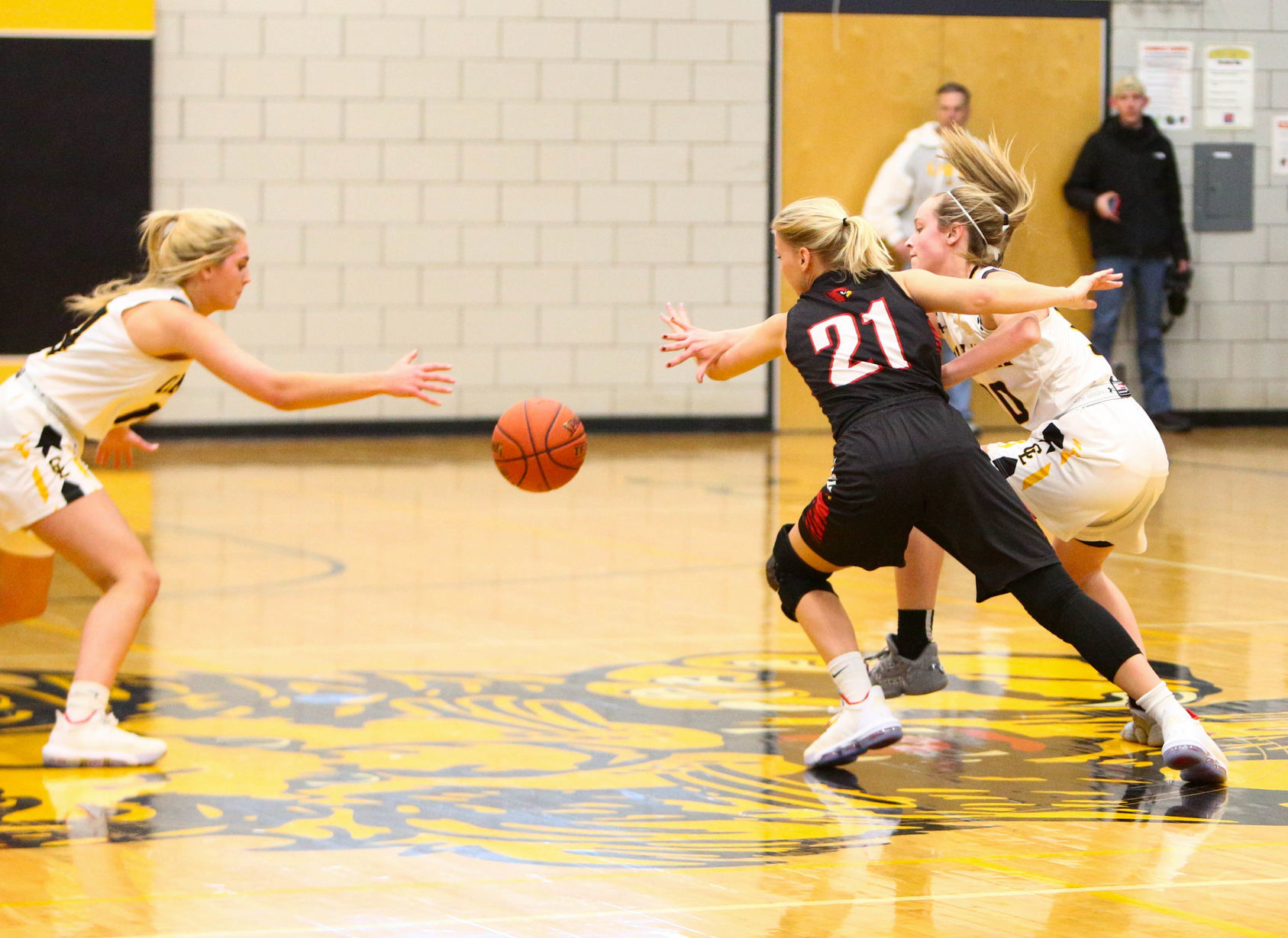 Clear Lake vs Garner-Hayfield-Ventura 02-15-2020 (1).jpg